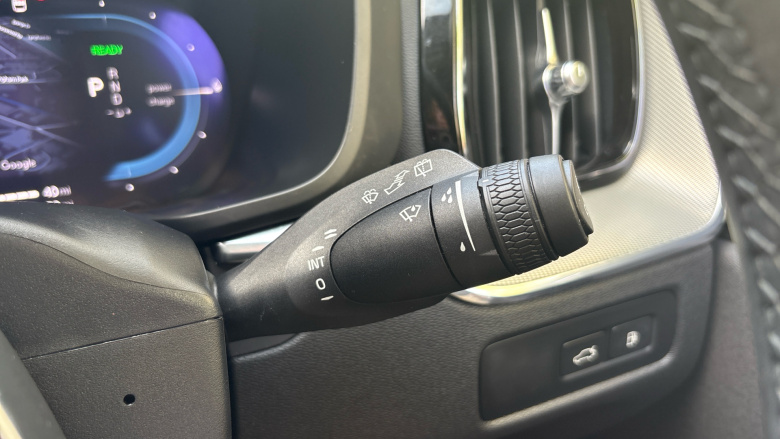 Volvo XC60 2.0 T6 [350] RC PHEV Plus Dark 5dr AWD Geartronic Estate